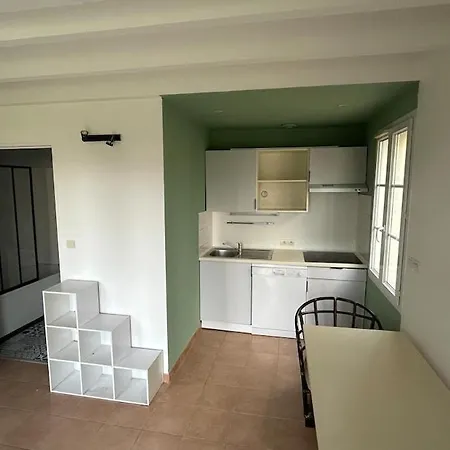 Maisonnette De 35 M2 Au Calme * Gallargues-le-Montueux